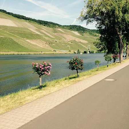 Ferienwohnung An Der Mosel *